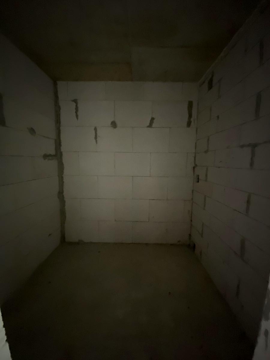 1831646344724223