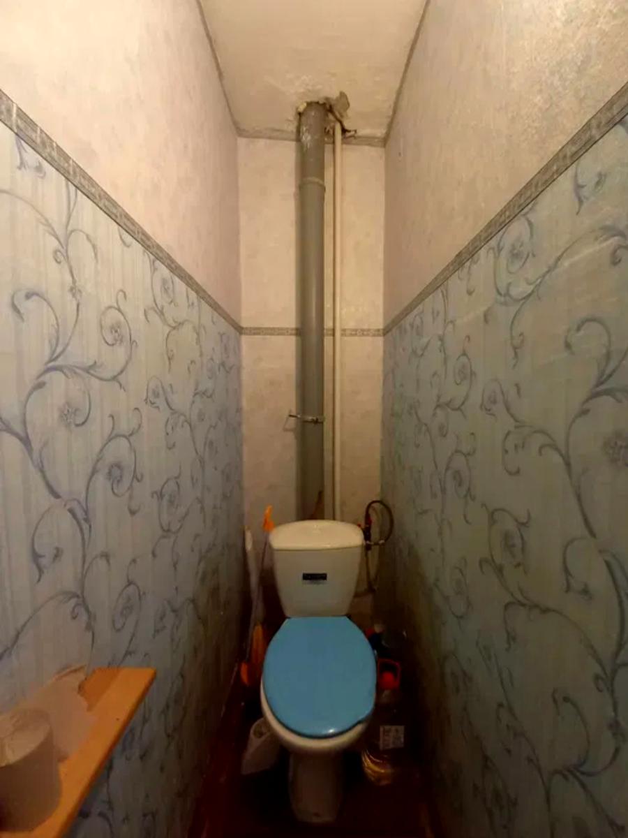 1767201953955228