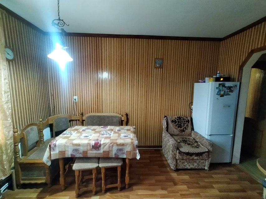 1783838084138235