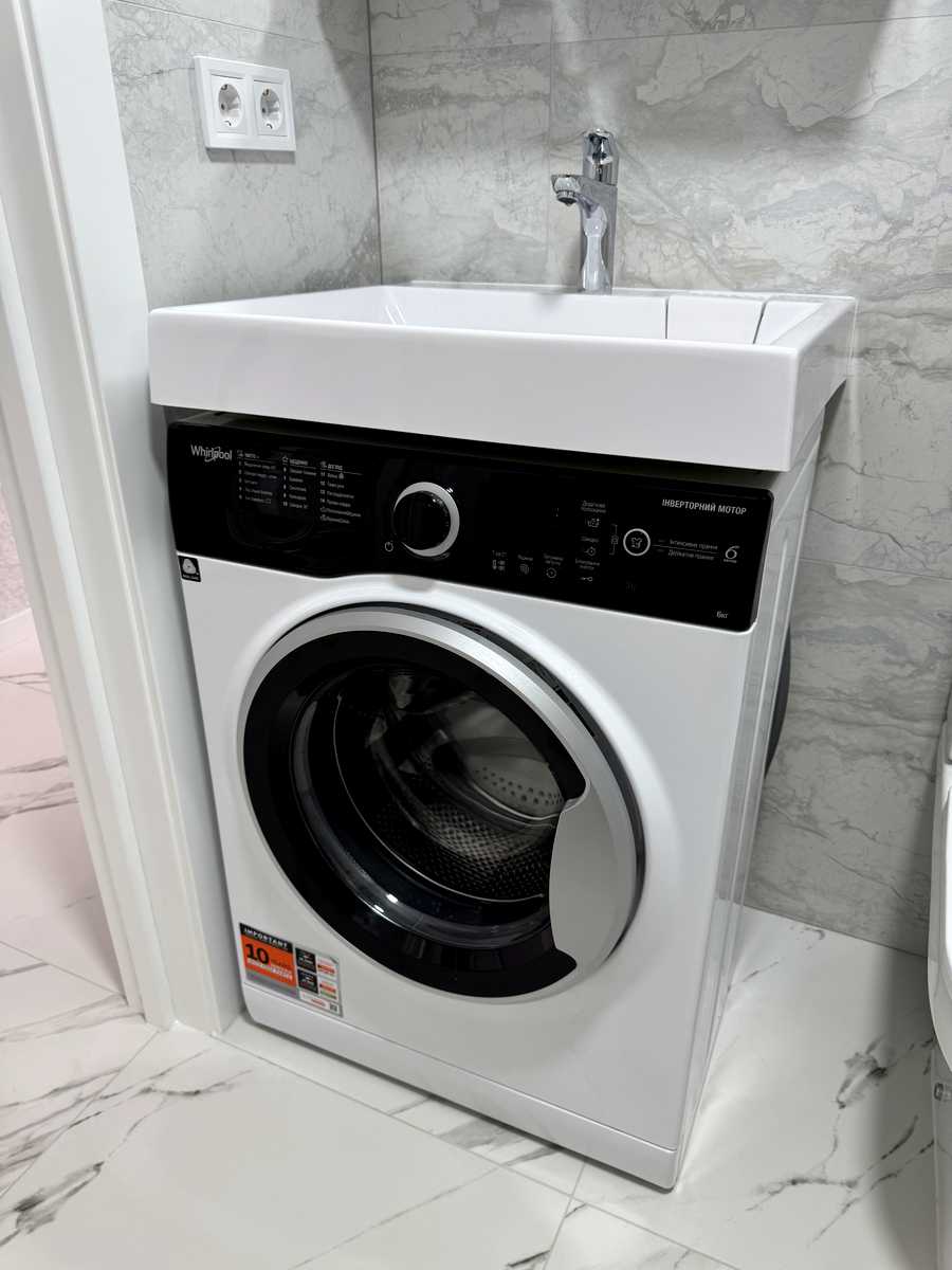 1835539129561235