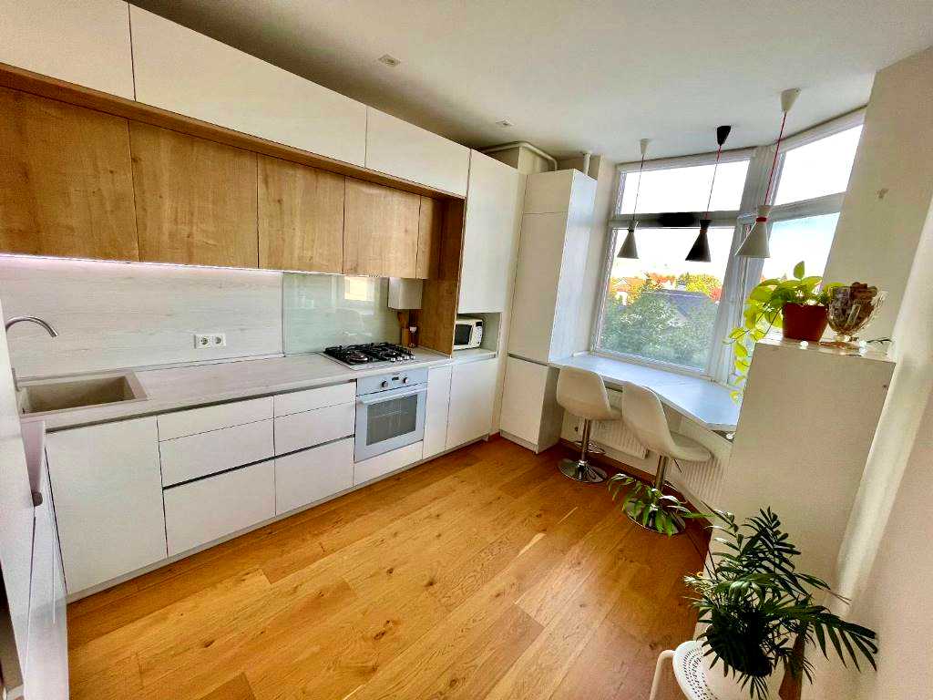 1794578376210237