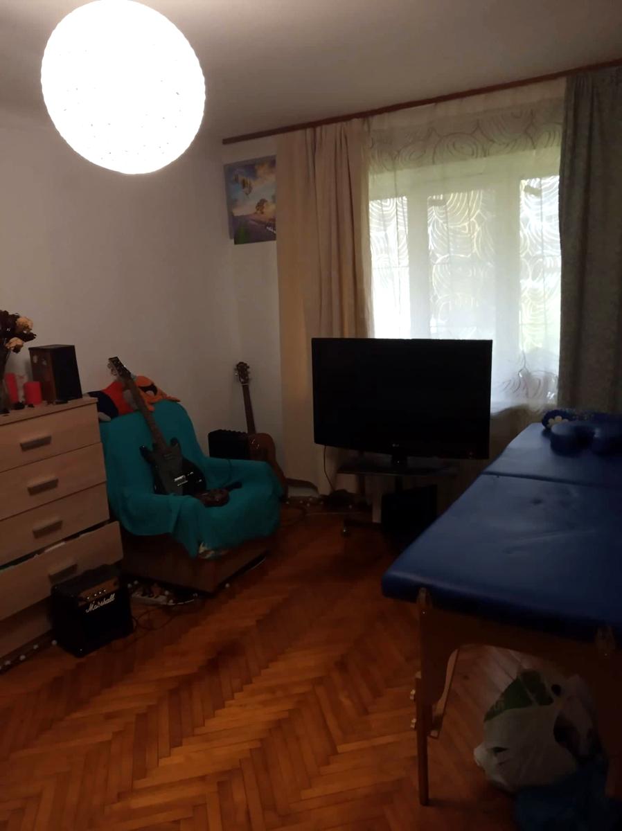 1748474107662240