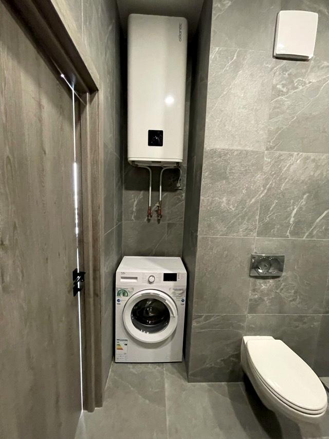 1809079533630240