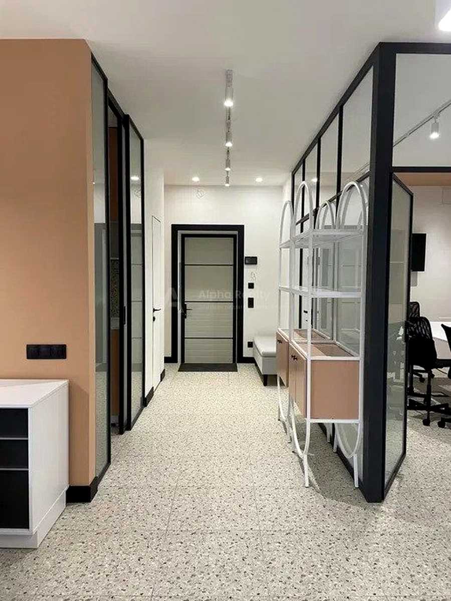 1830917393381241