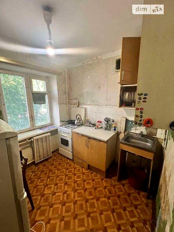 1838616466210243