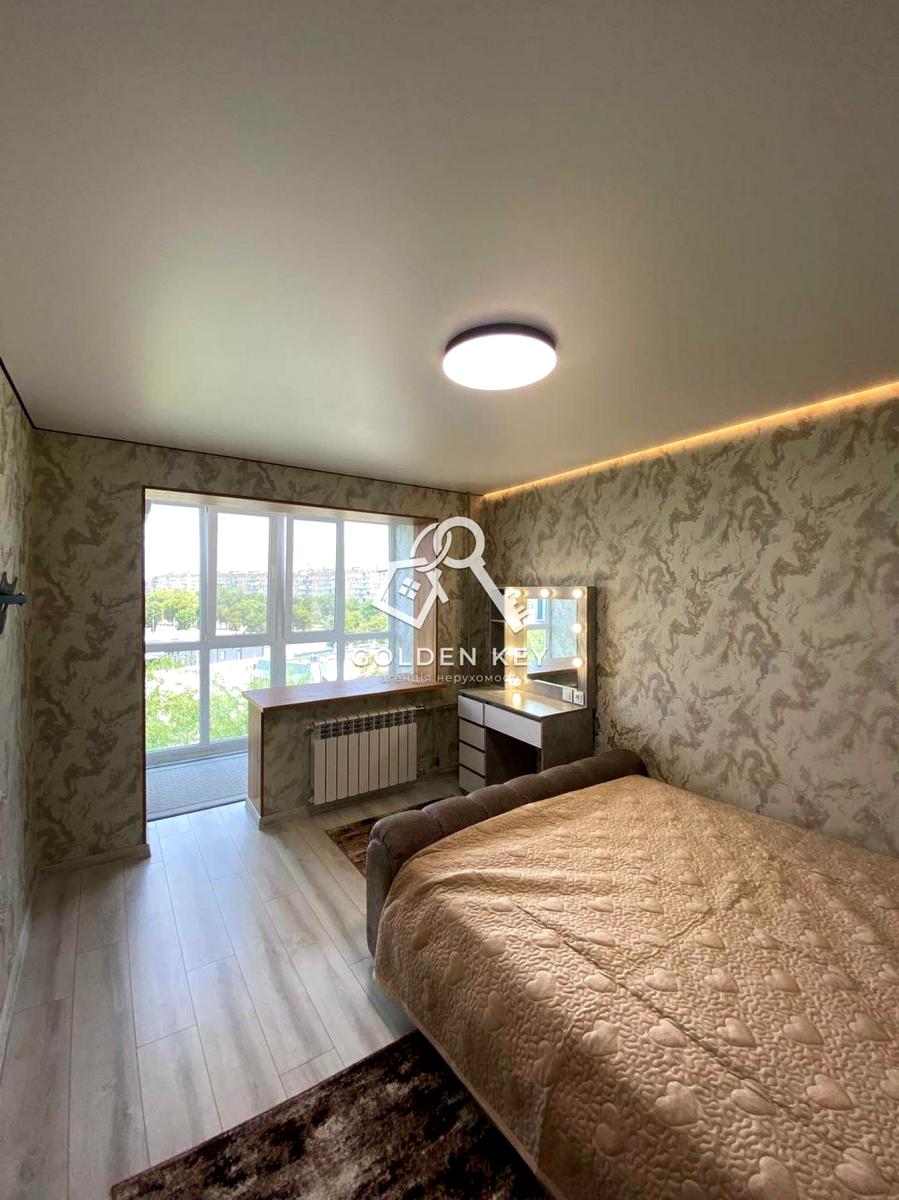 1838238102891245