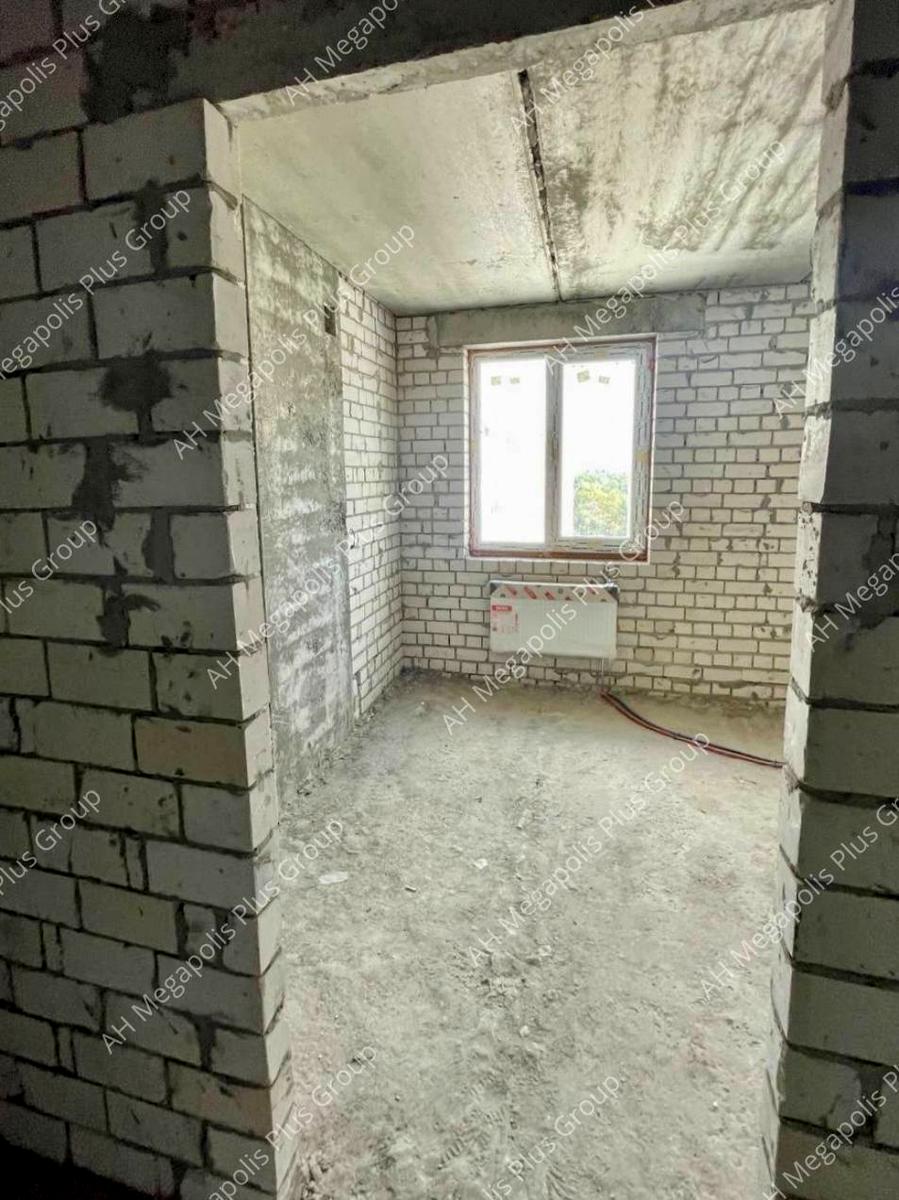 1845876338319025