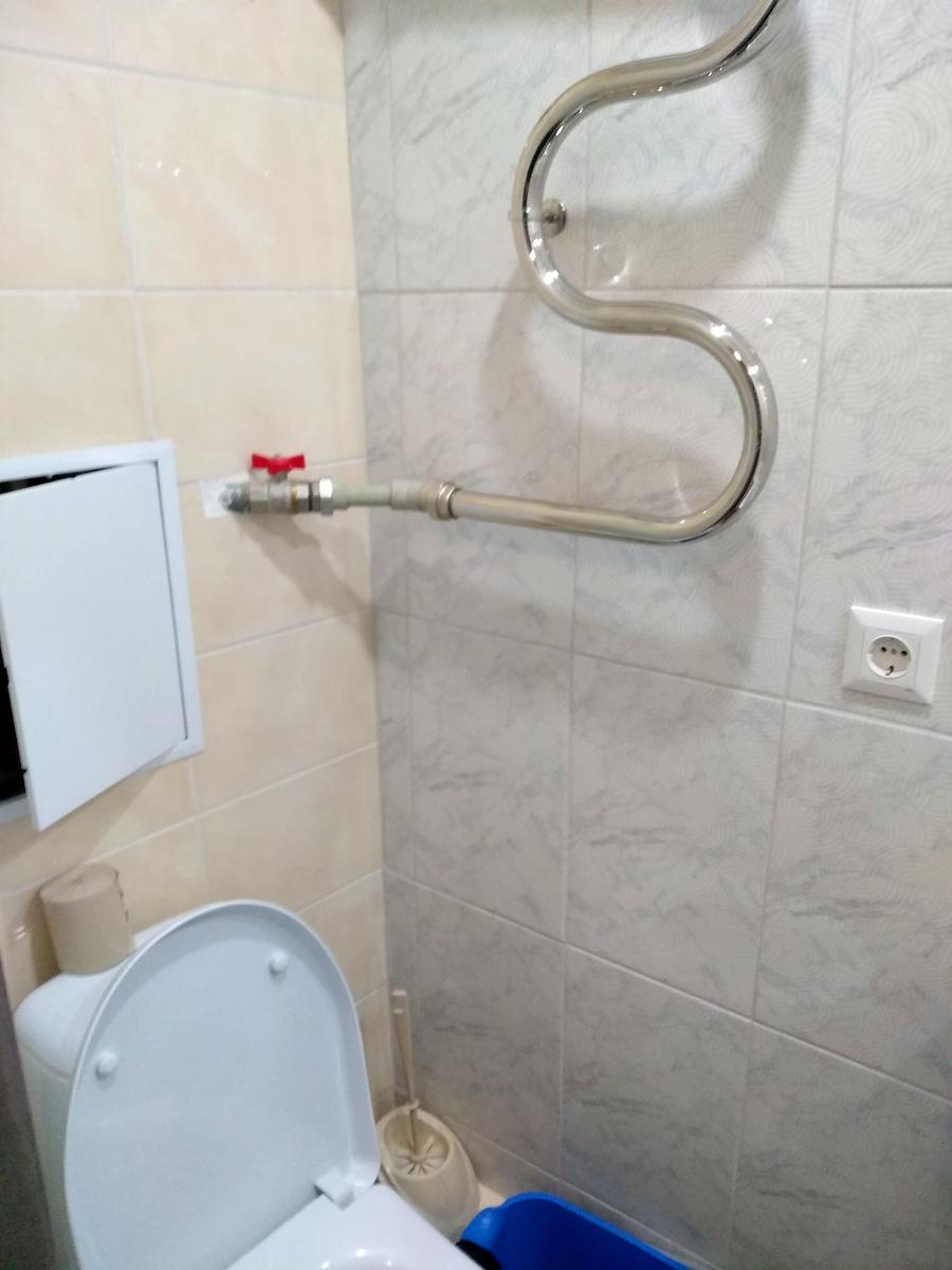 1700473787796256