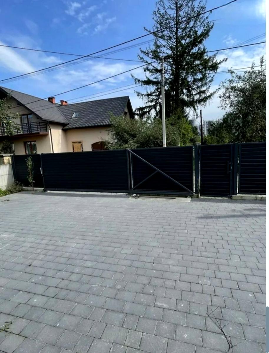 1837793468514270