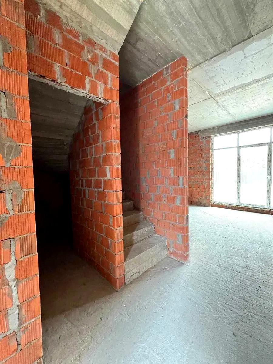 1836436390022271