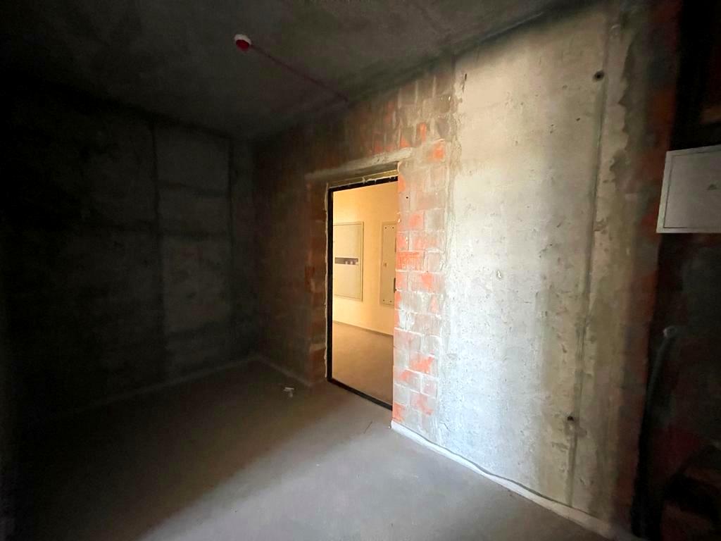 1781085173618272
