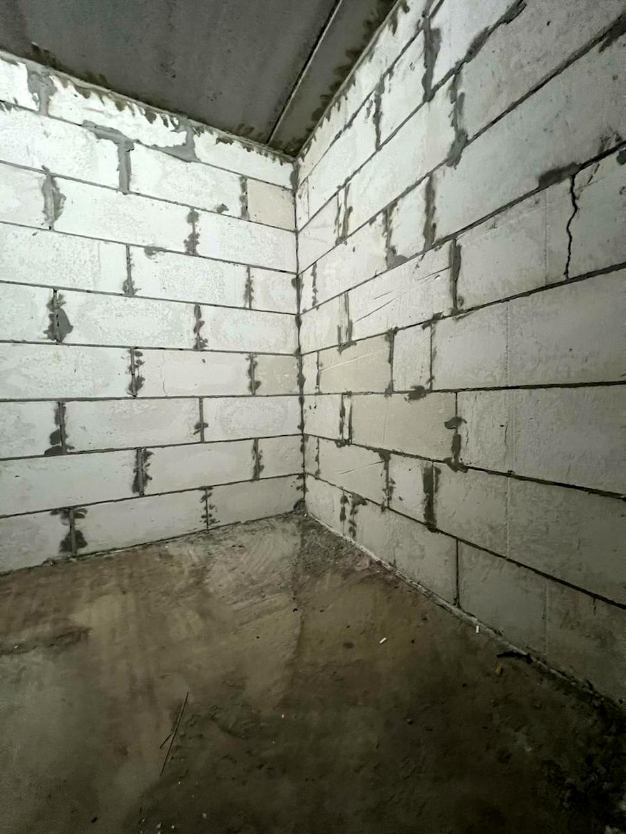 1828736605579273