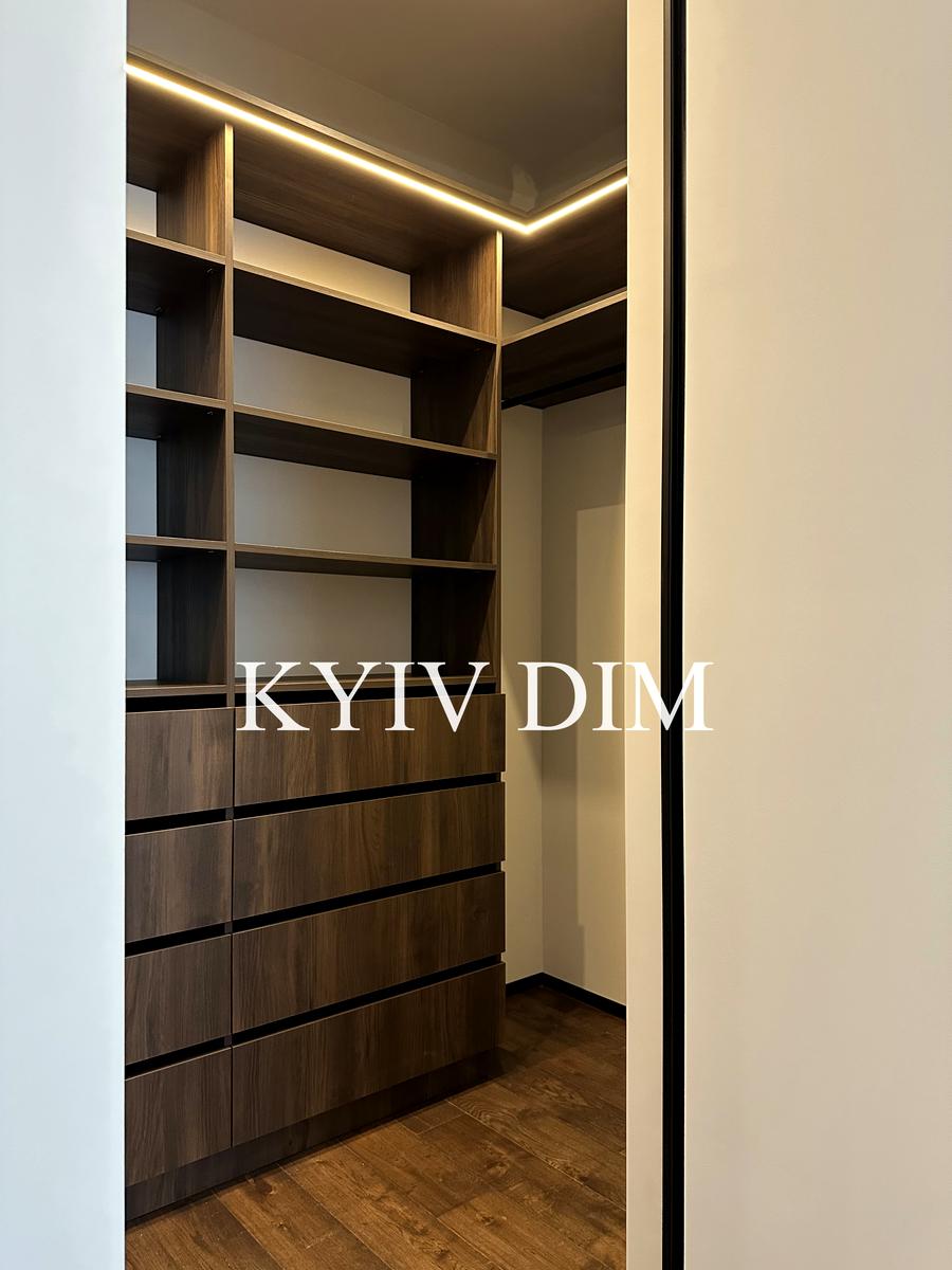 1845053178553277
