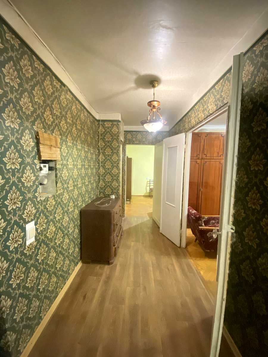 1826556849531279