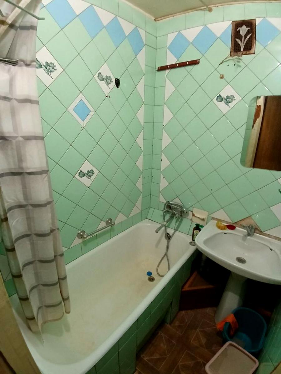 1832090436064283