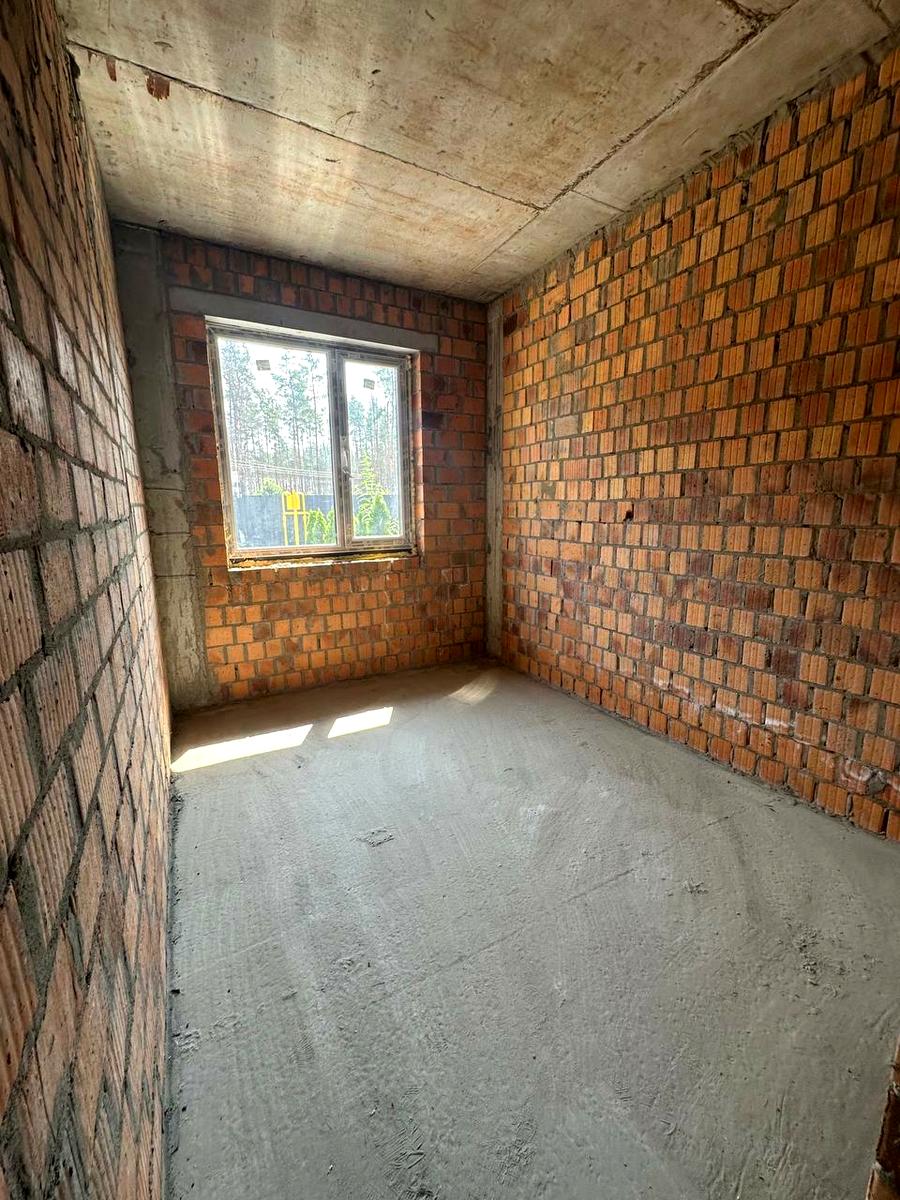 1838520032363284