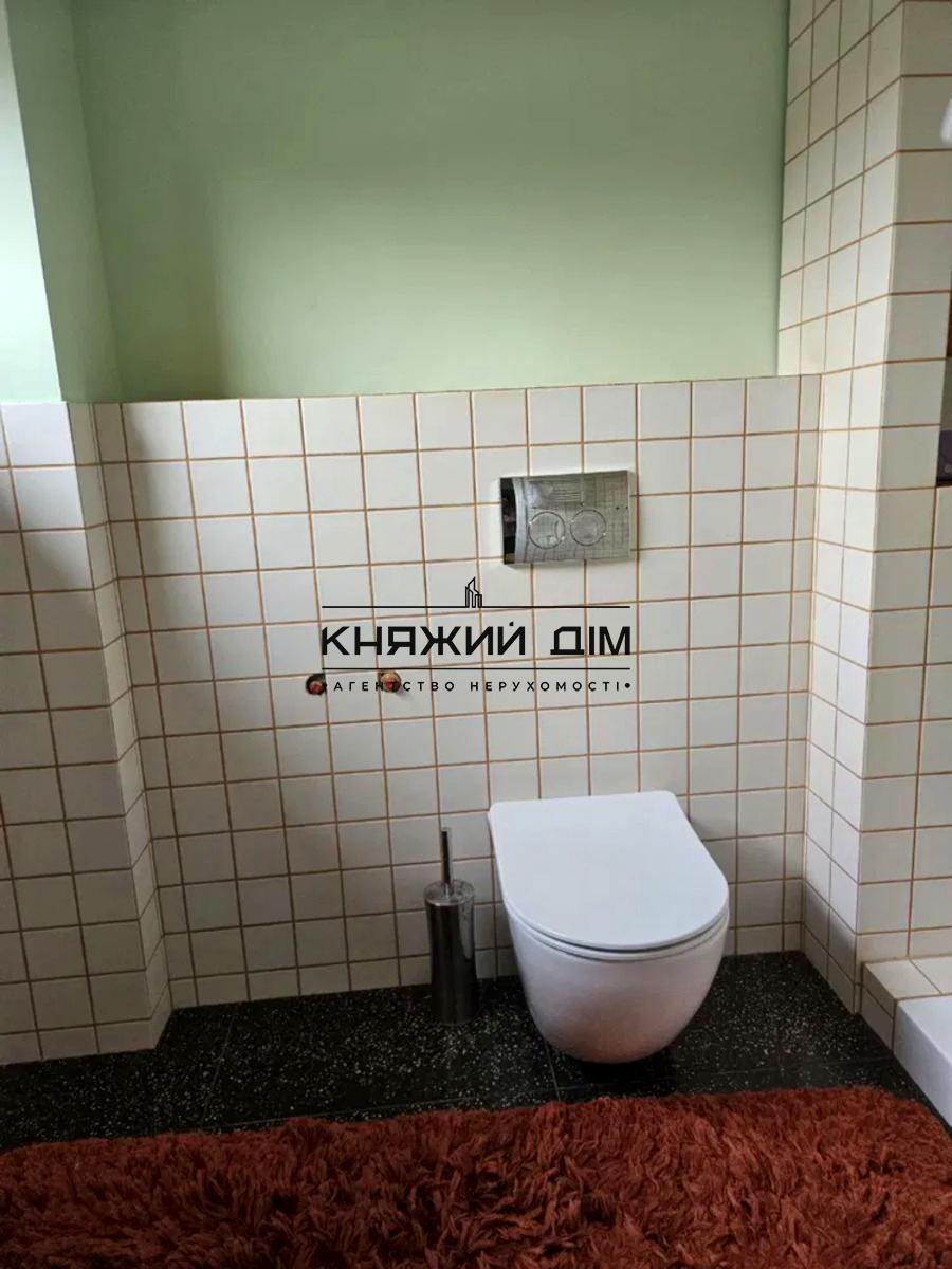1845849206408289