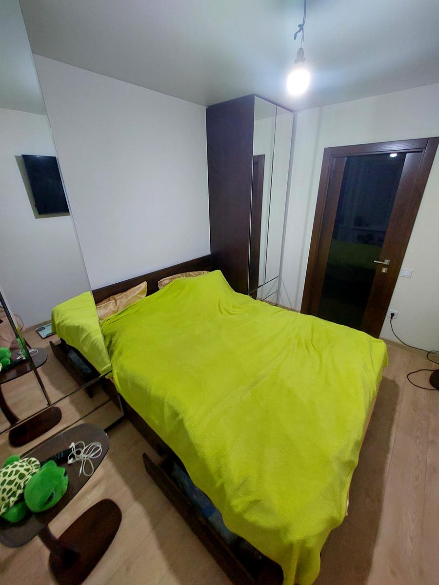 1787365075284293