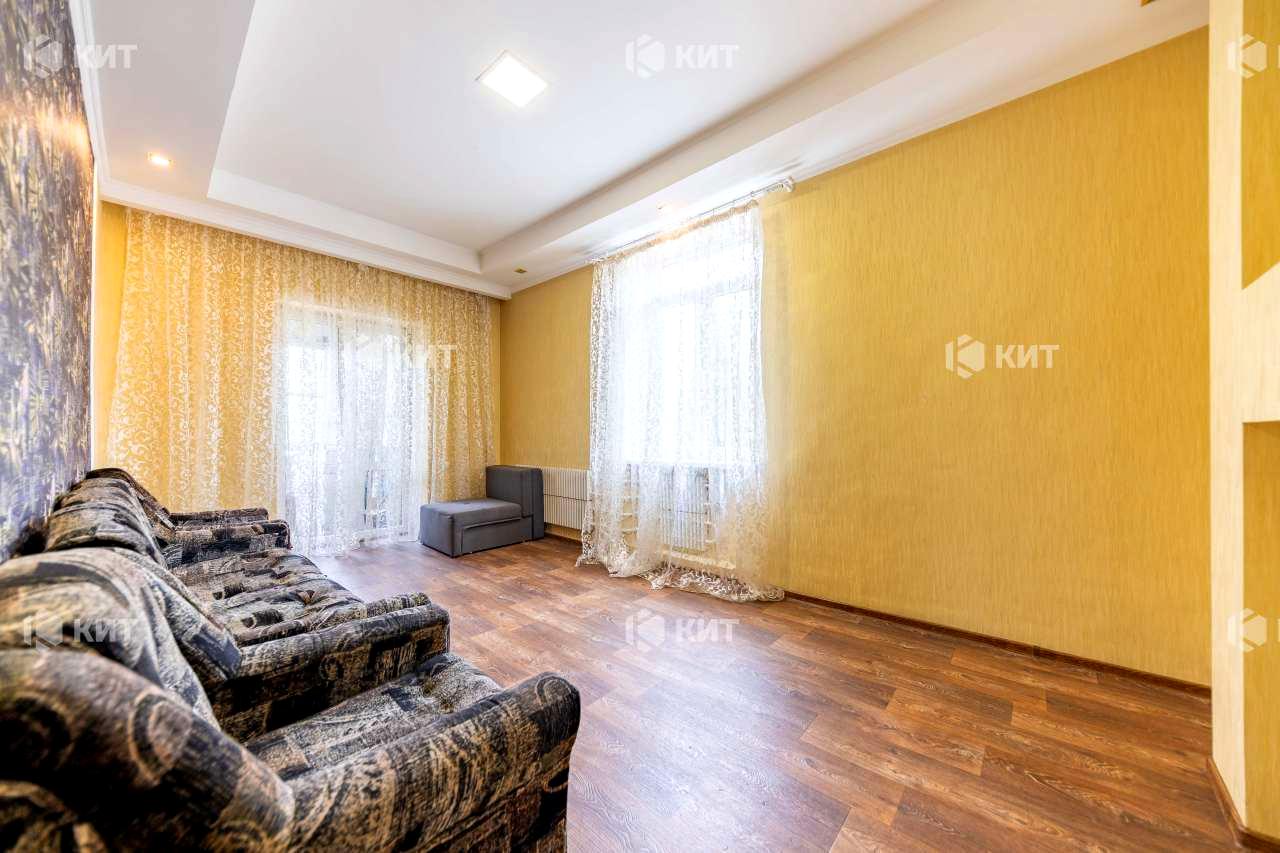 1845601753028295