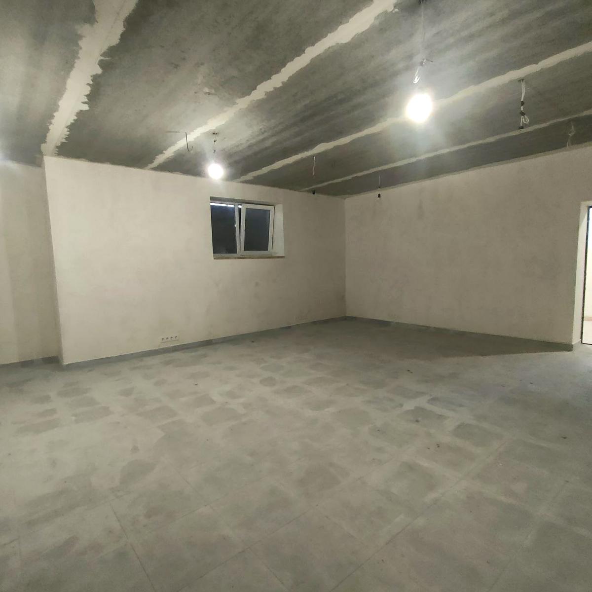 1795306332542298