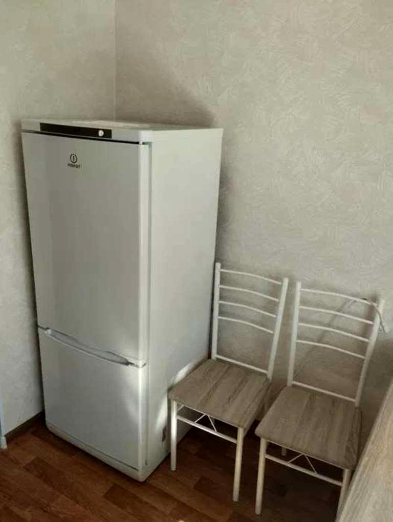 1844403982944003