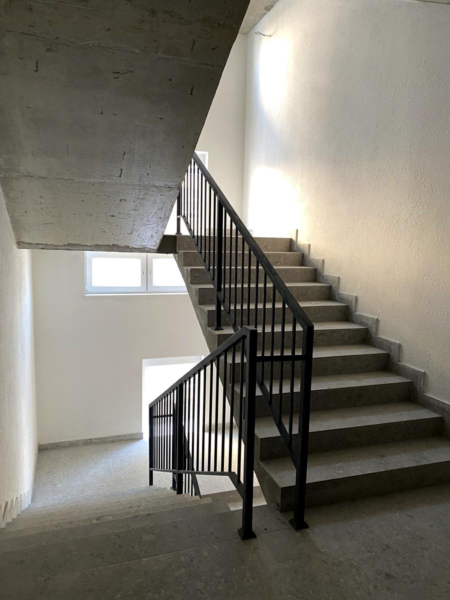 1838806884637304