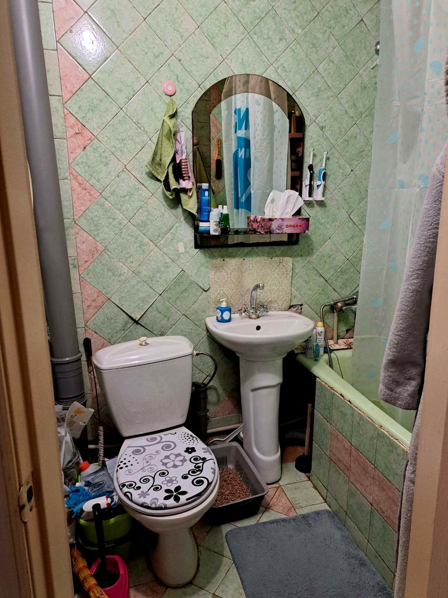 1784558946217305