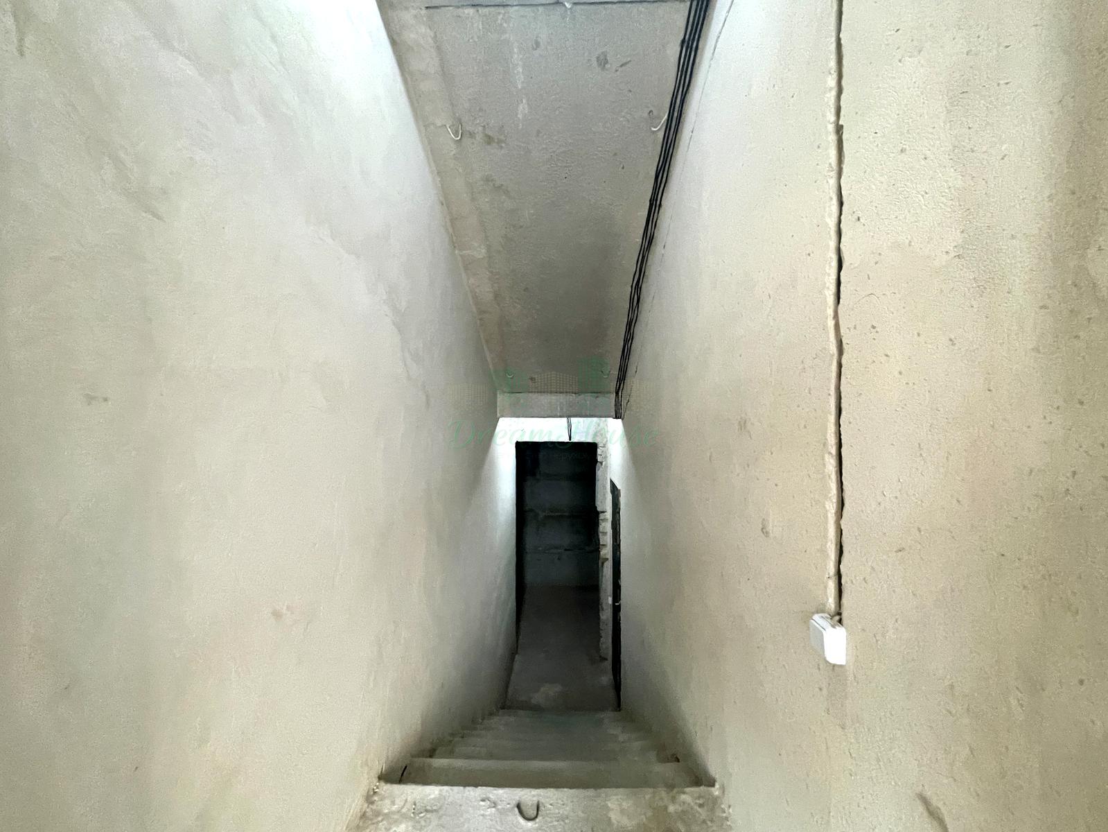 1839888500763306