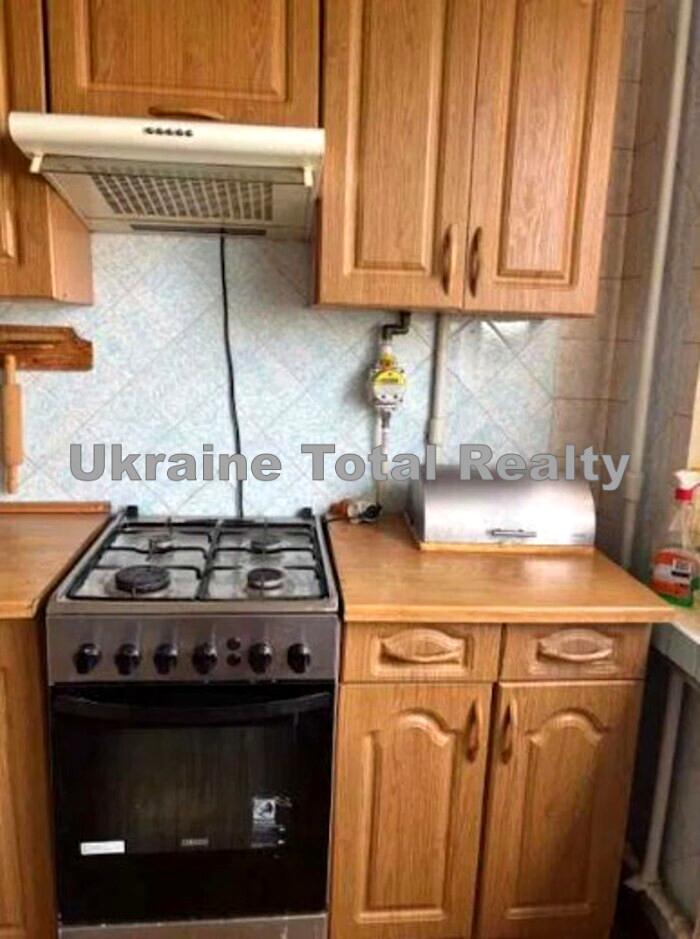 1840334373632306