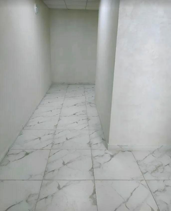 1826679104475319
