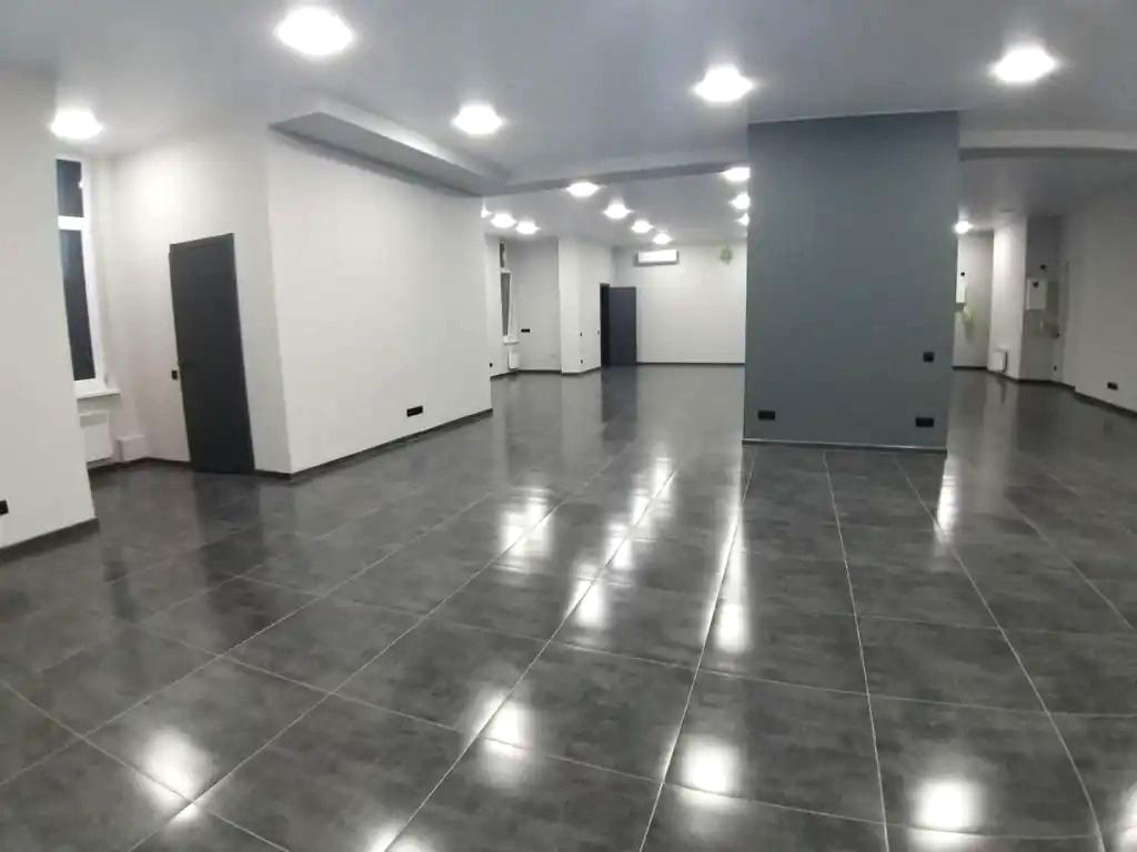 1843605725461319