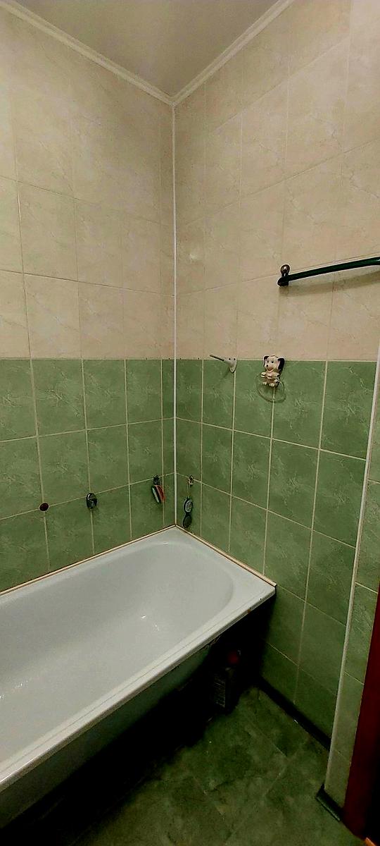 1842592876160032