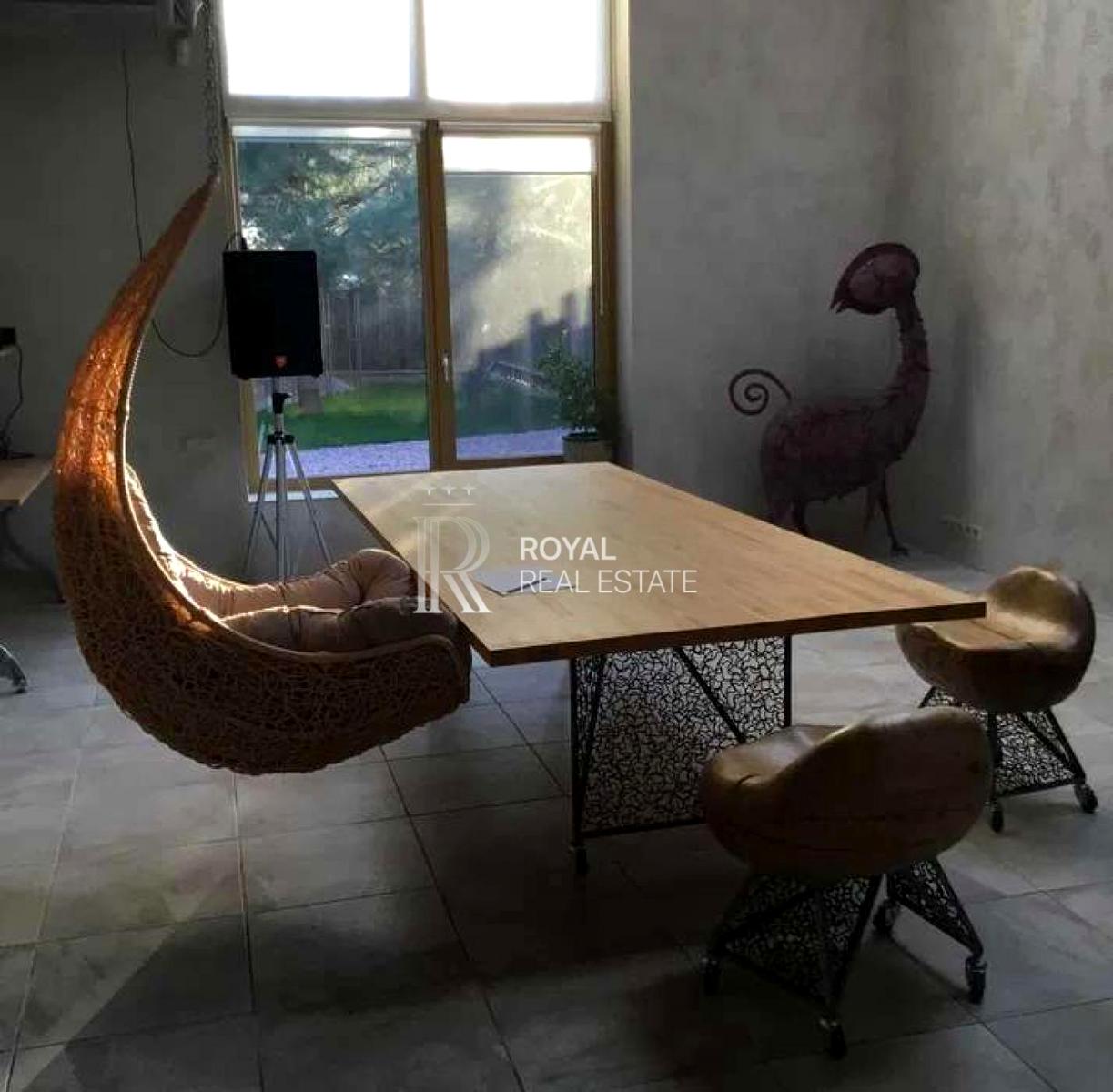 1845967003453321