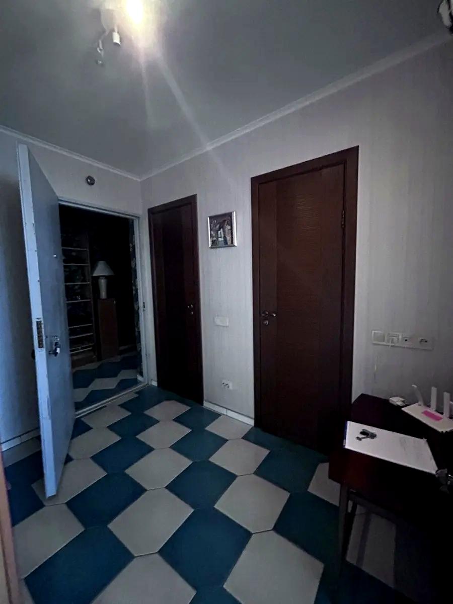 1845448701563323