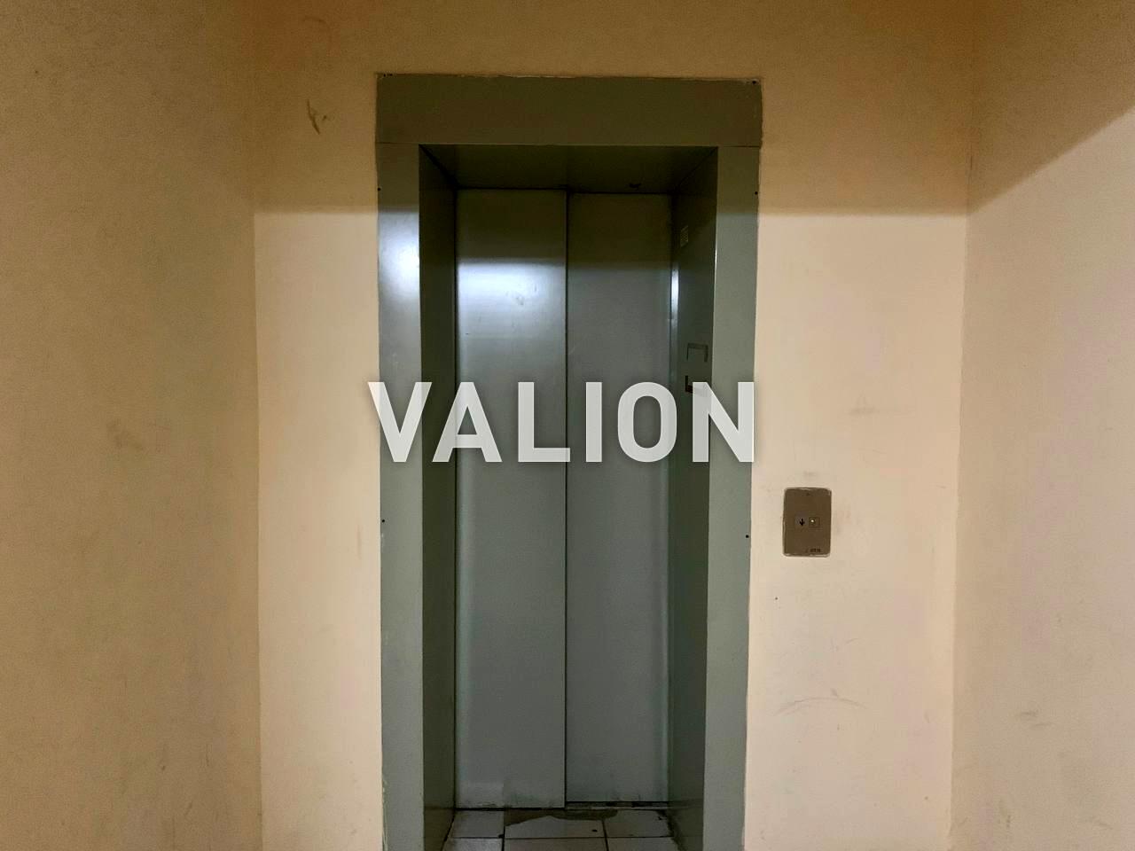 1842072298879325