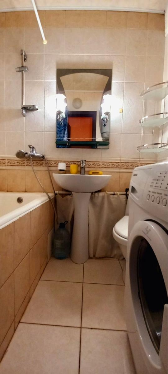 1844856929242330