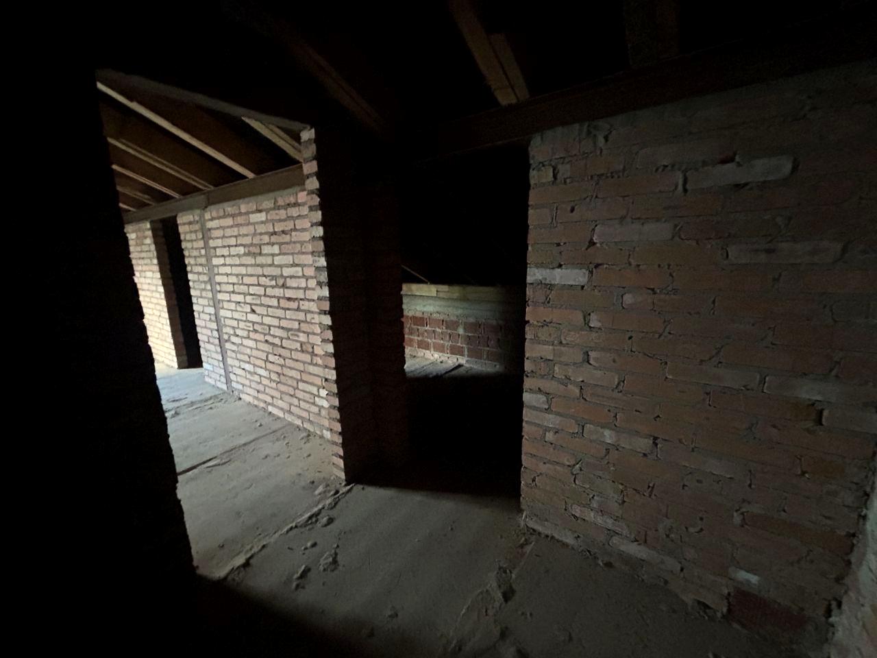 1840068988794331