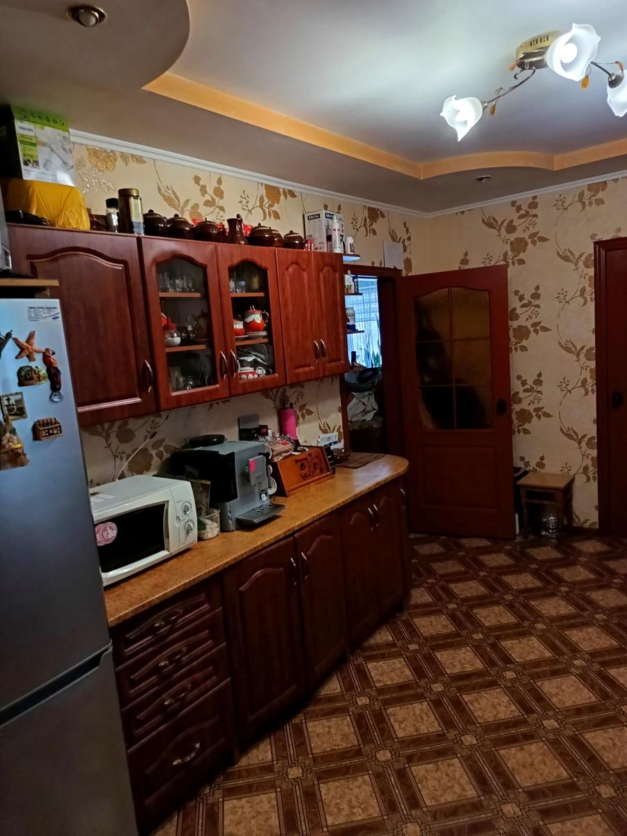 1829021258803335