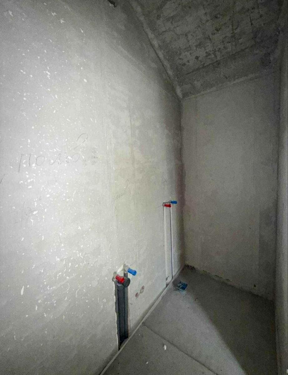 1845678978402340