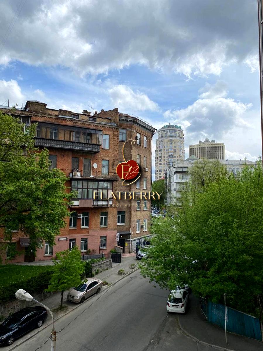 1843760409012342