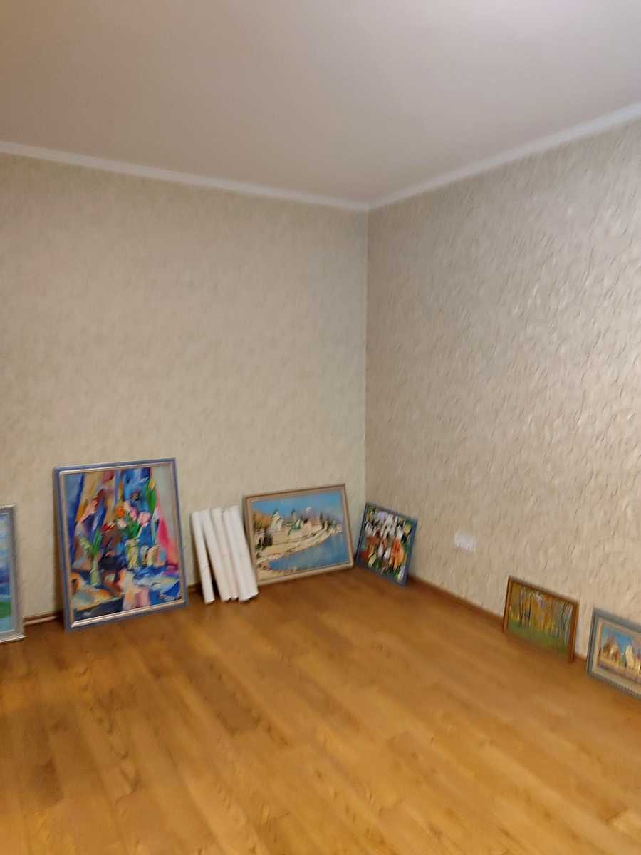 1825933332343343
