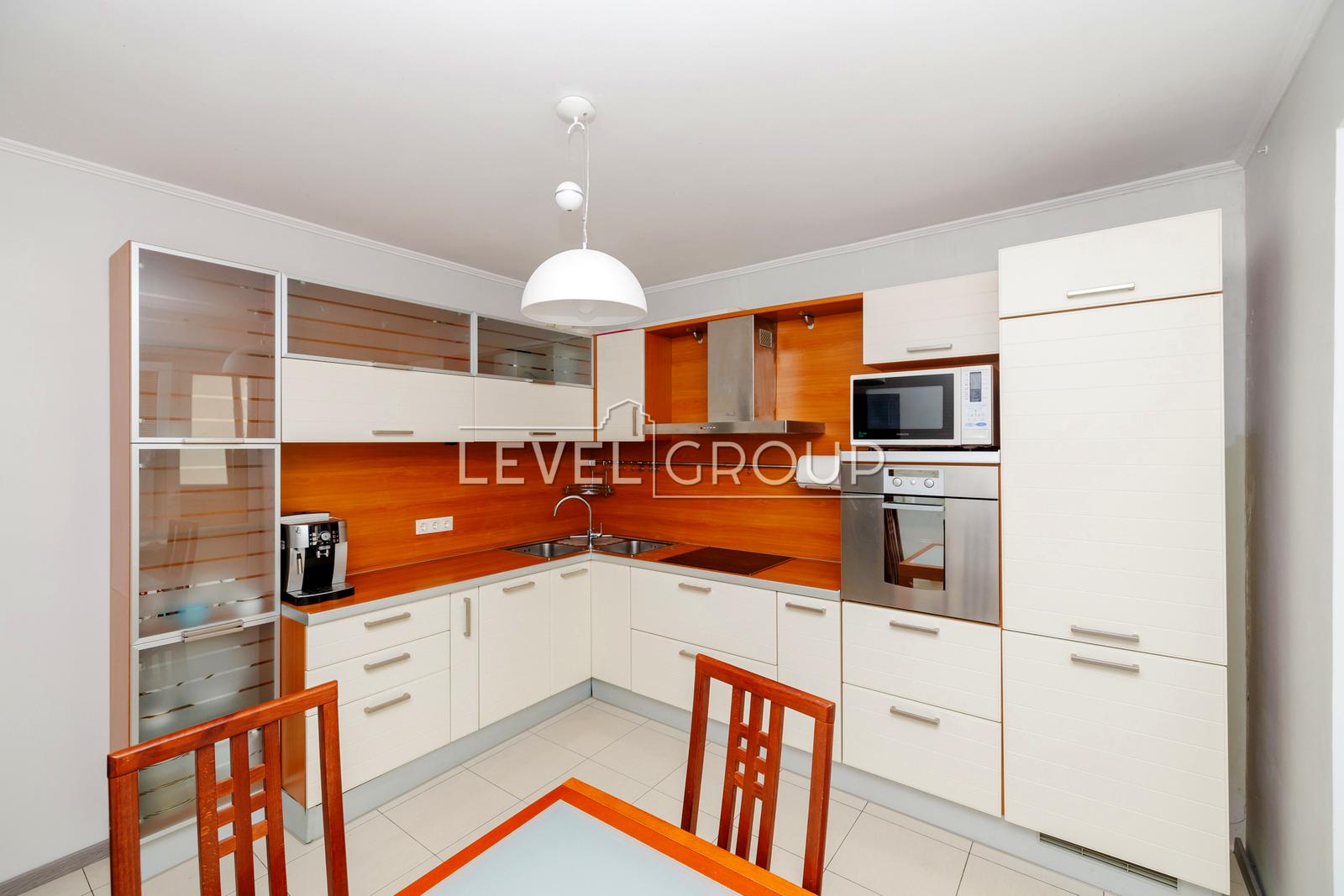 Багатокімнатна квартира за адресою вул. Ернста (площа 113,3 м²) - Atlanta.ua - фото 2