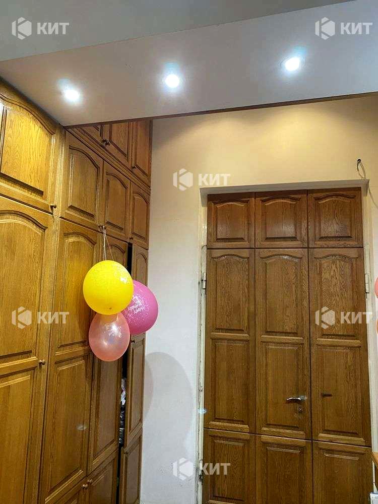 1828931850686348