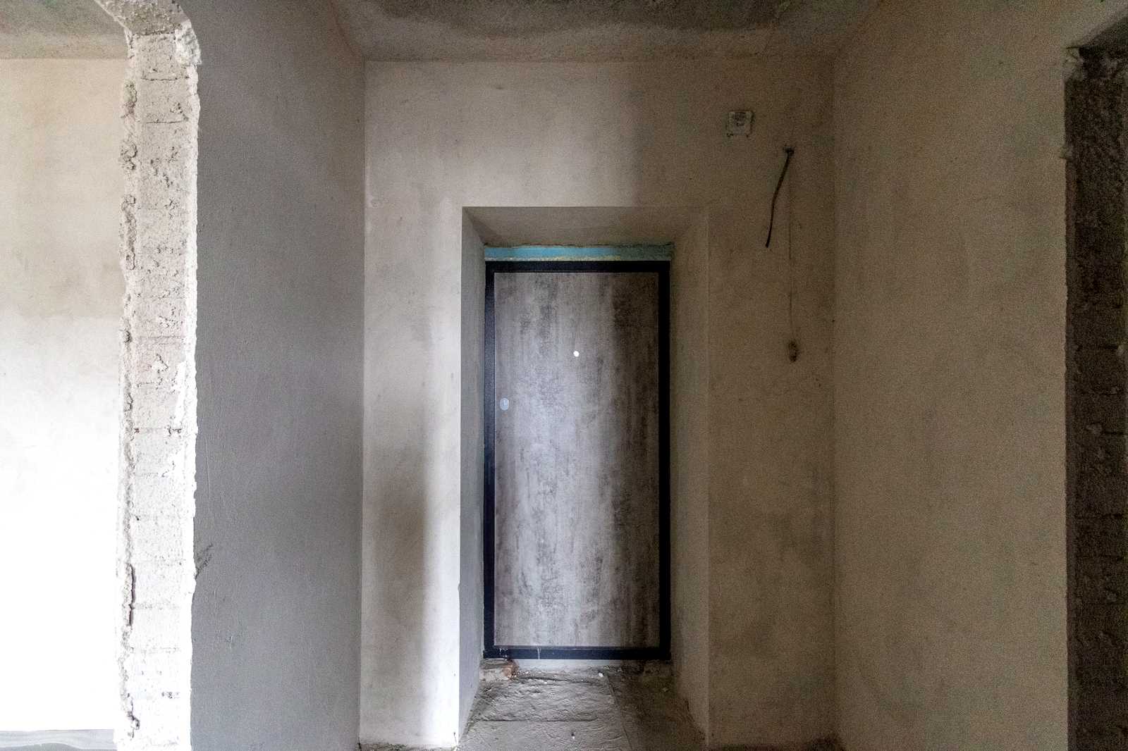 1837973754897349