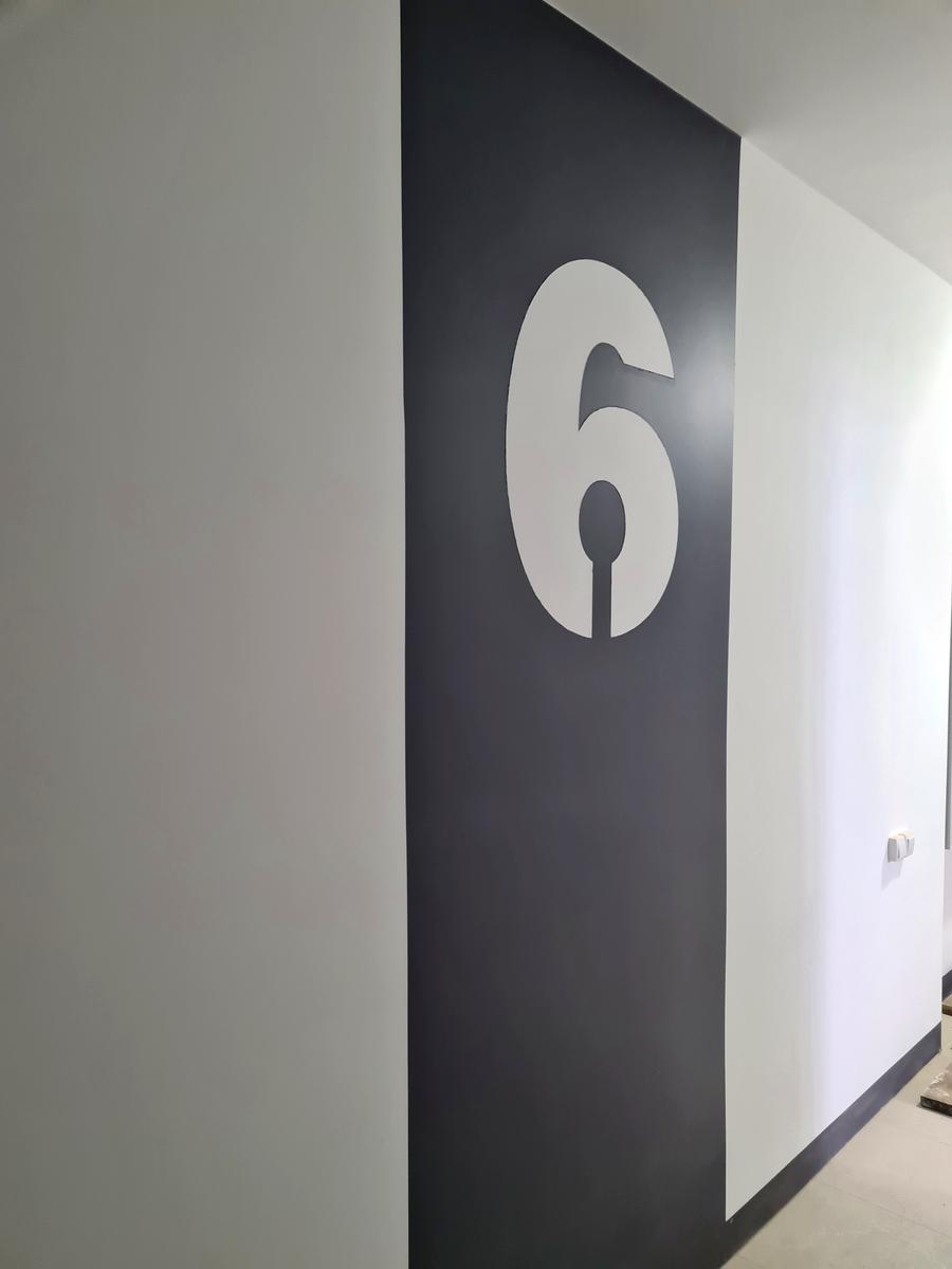 1845319146610358