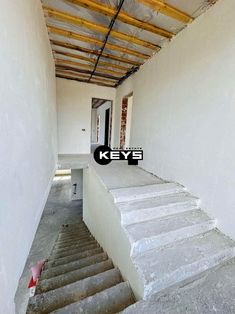 1842246243707036
