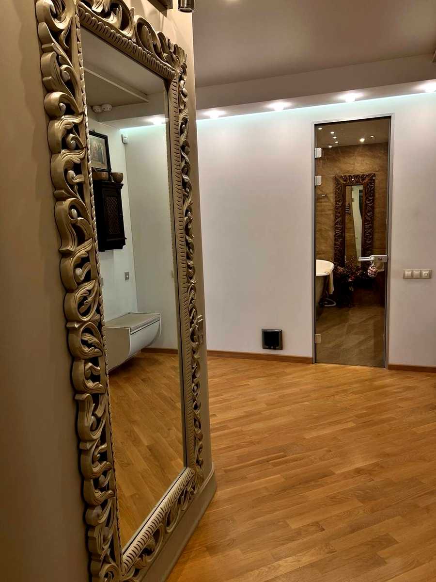 1814273025180370
