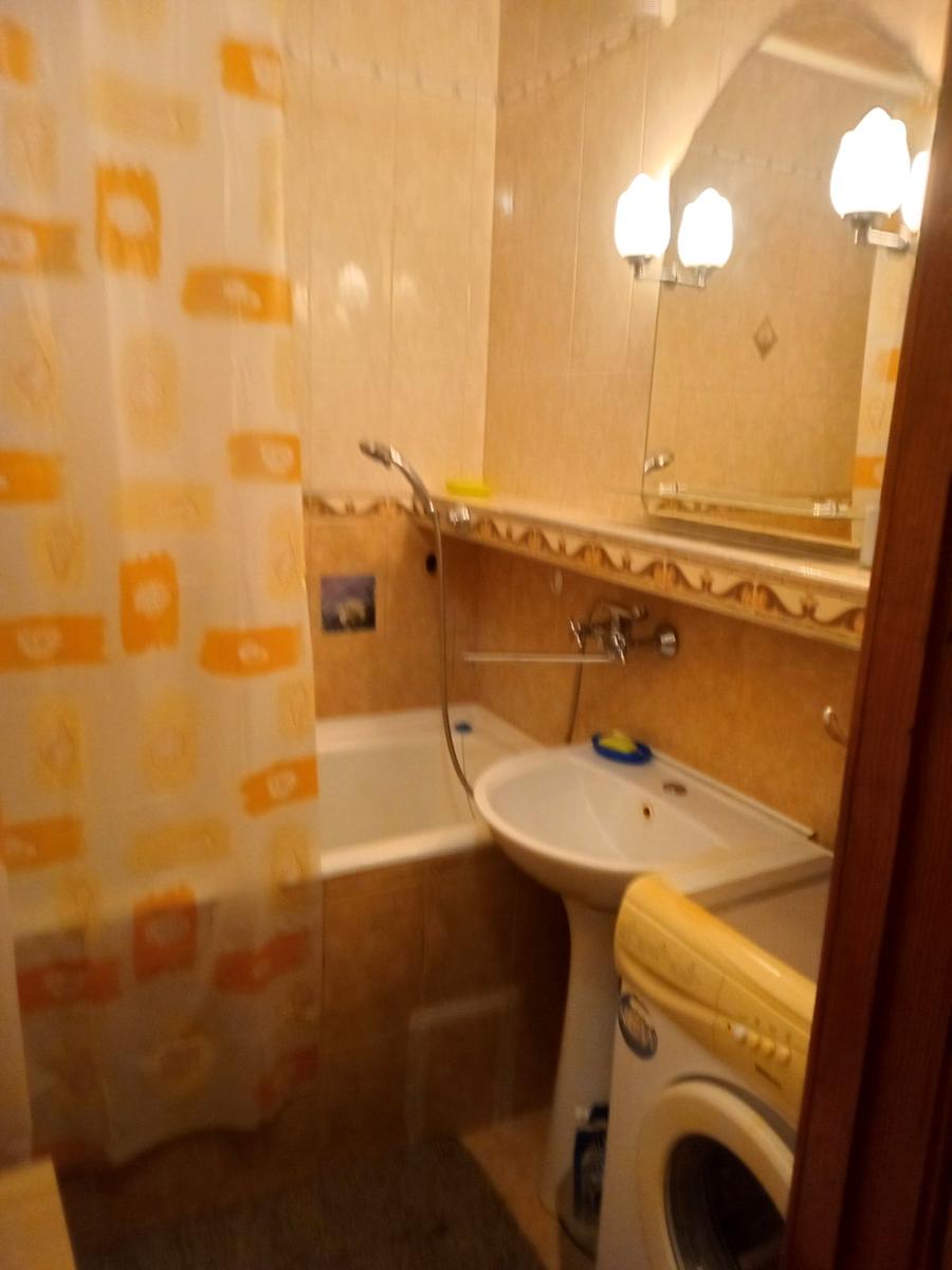1845035771586370