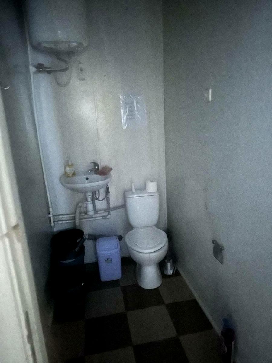 1835804377858372