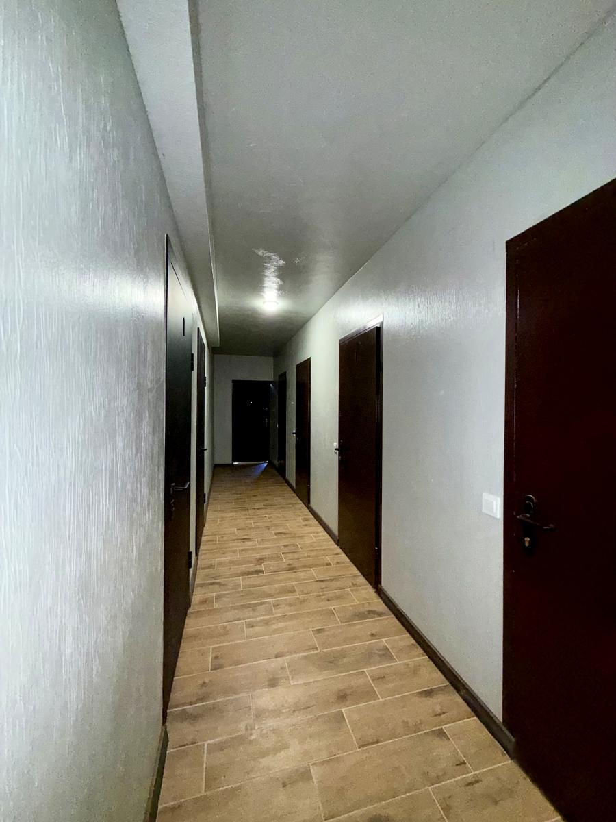 1845850002101373